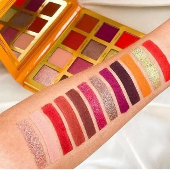 Ace Beaute Falling For You Eyeshadow Palette - Picture 3 of 6